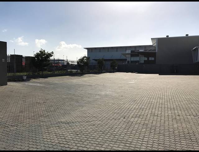 1,200M² FACTORY TO LET IN AIRPORT INDUSTRIA